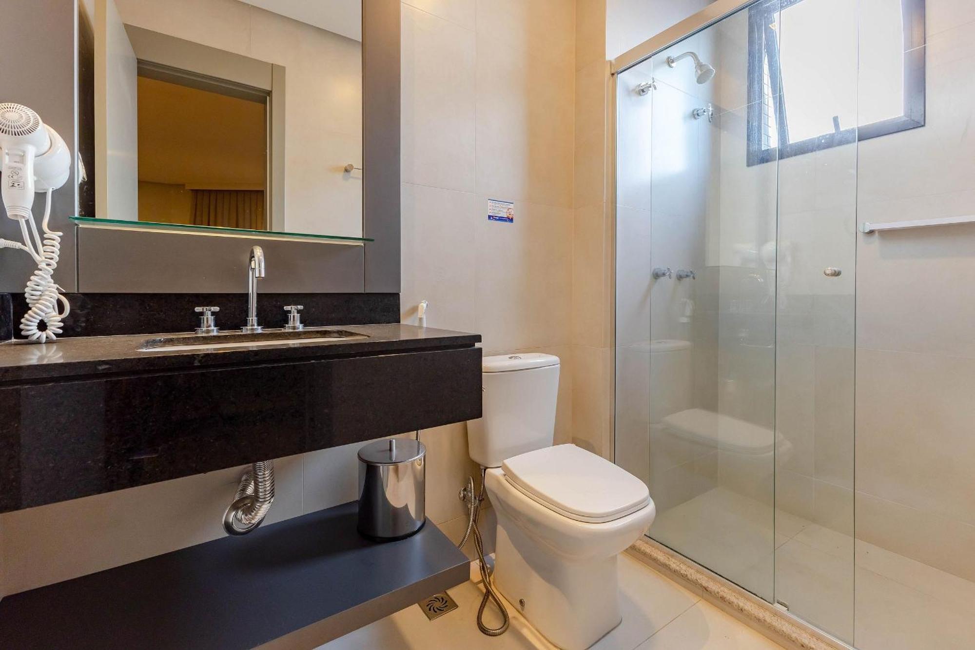 Confortavel Loft Com Vista Para O Mar - Condominio Com Piscina บอมบินญัส ภายนอก รูปภาพ