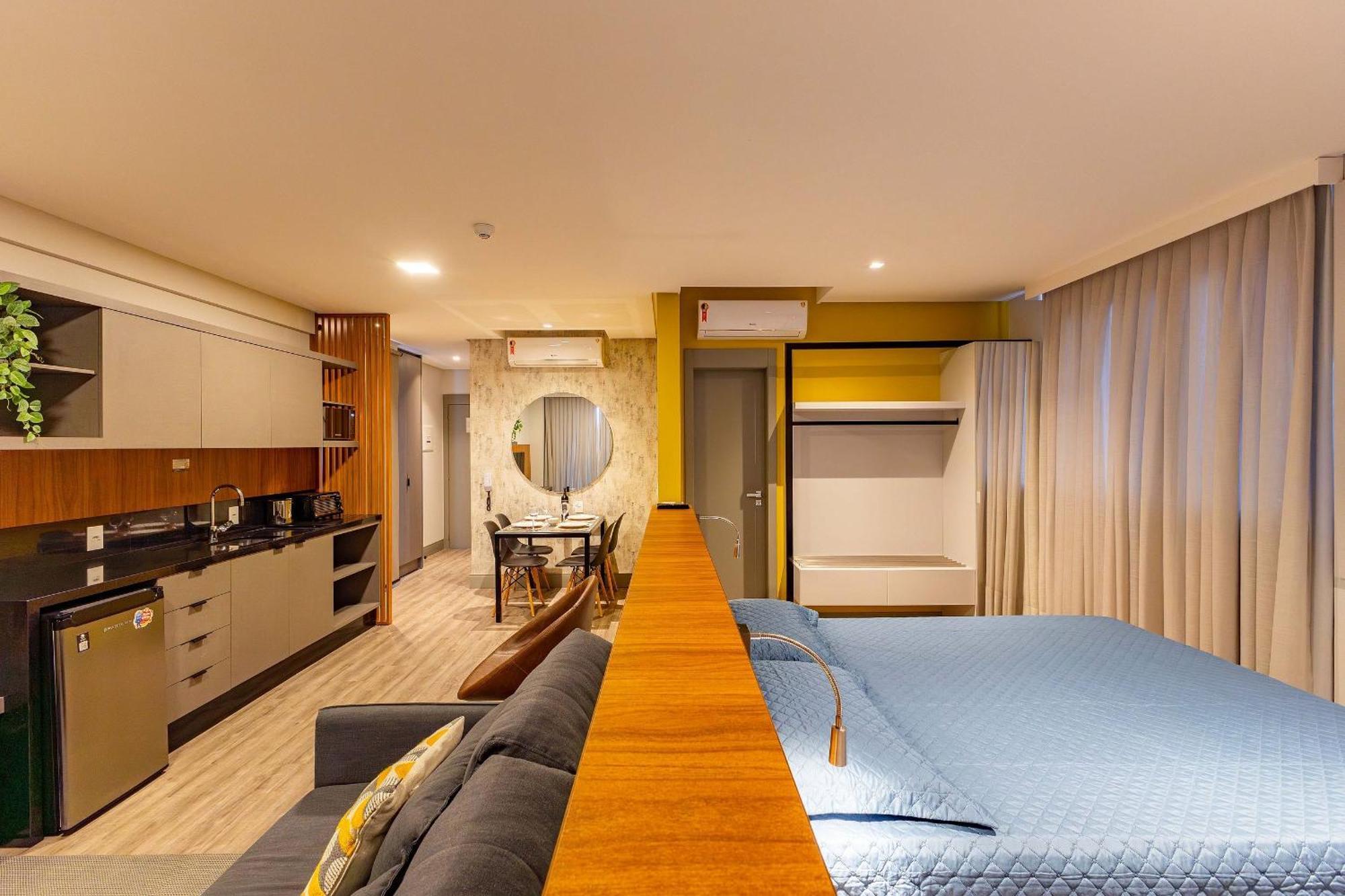 Confortavel Loft Com Vista Para O Mar - Condominio Com Piscina บอมบินญัส ภายนอก รูปภาพ
